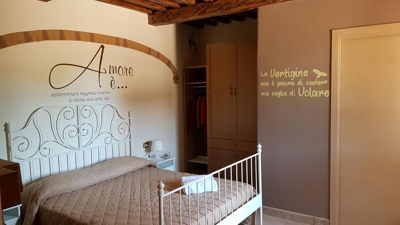 Flori'S Bed & Breakfast Viareggio Bagian luar foto