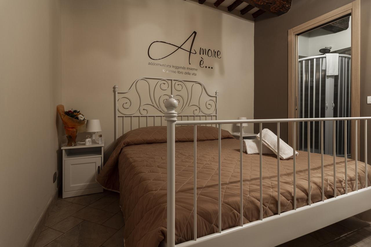 Flori'S Bed & Breakfast Viareggio Bagian luar foto