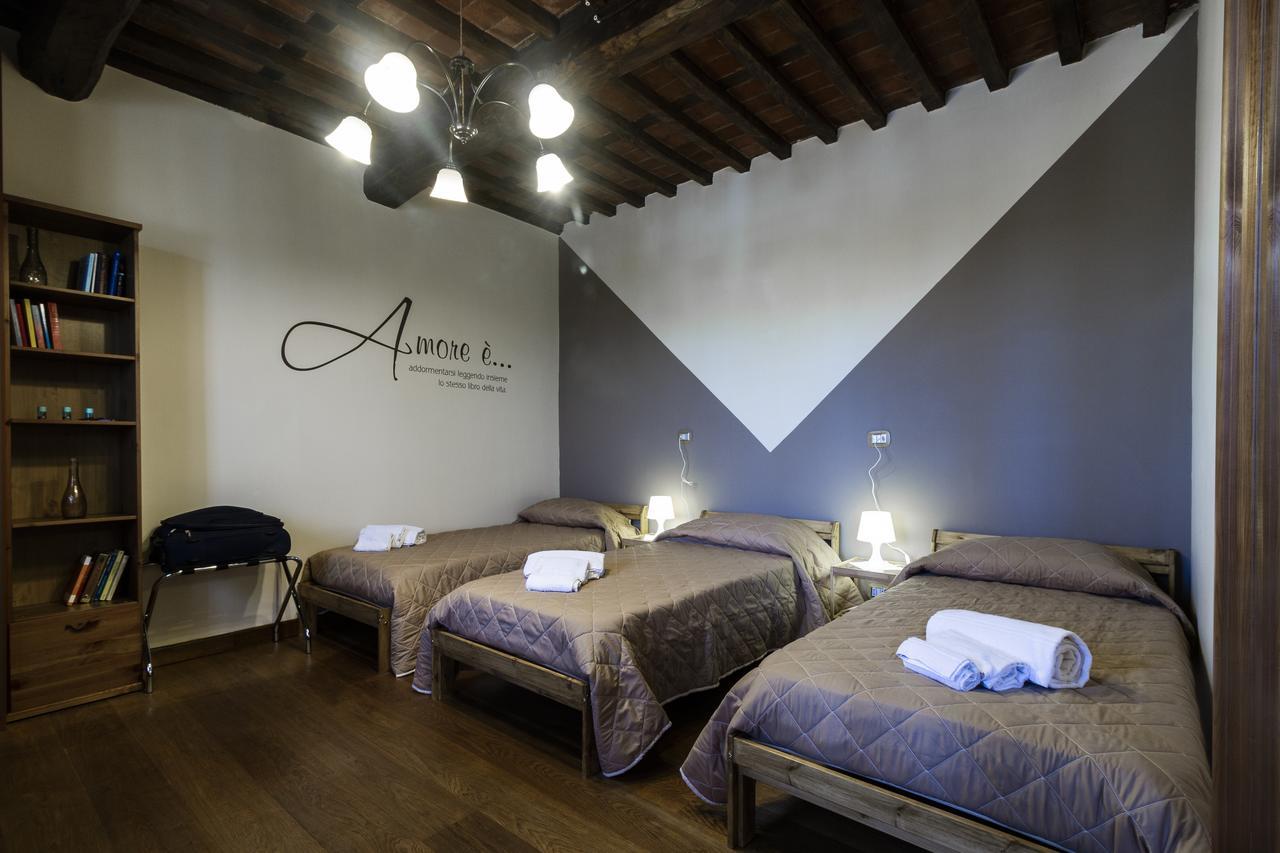 Flori'S Bed & Breakfast Viareggio Bagian luar foto