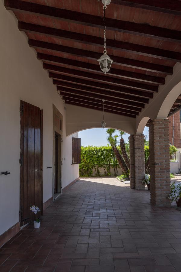 Flori'S Bed & Breakfast Viareggio Bagian luar foto