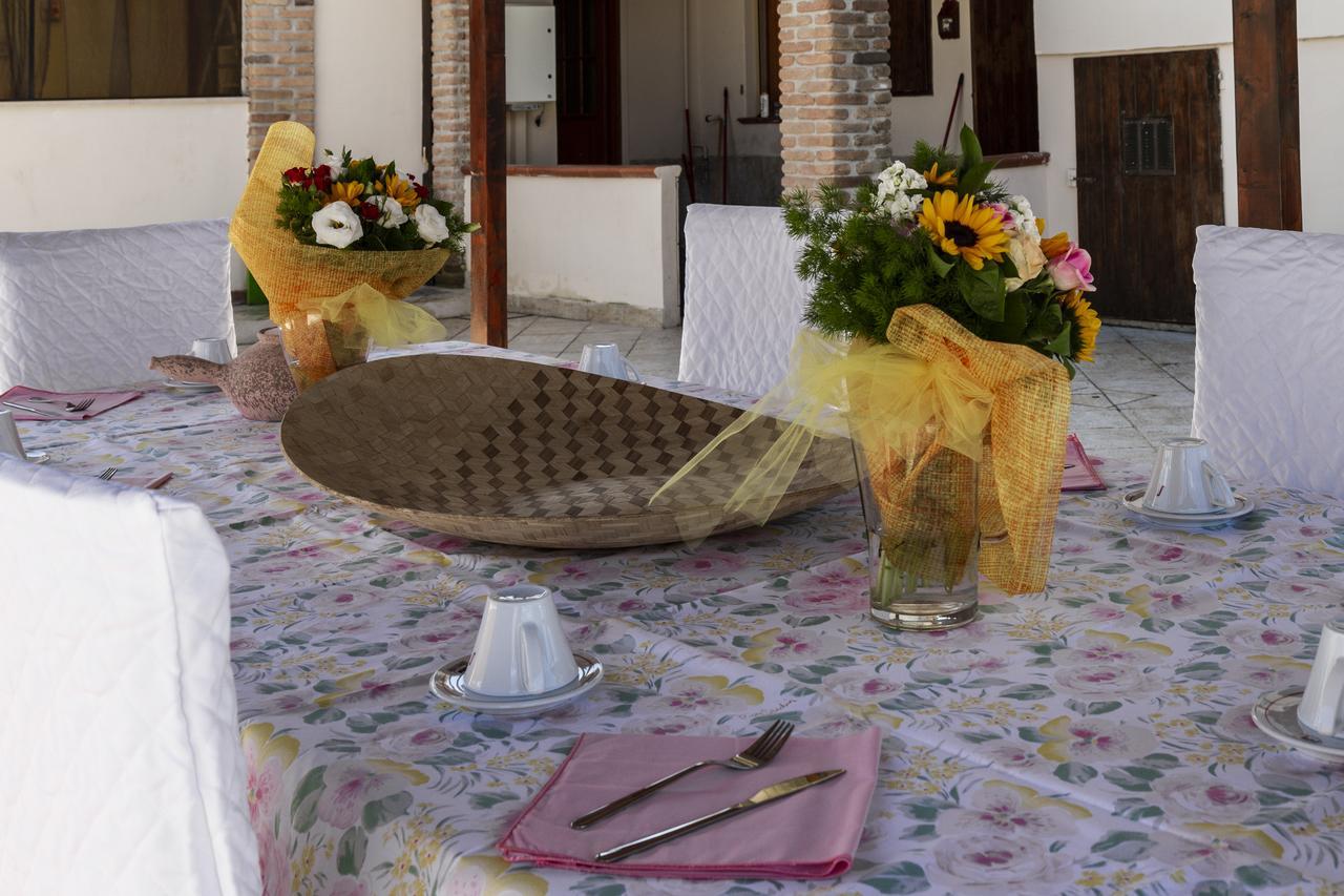 Flori'S Bed & Breakfast Viareggio Bagian luar foto